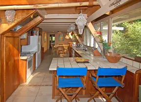 Koa kitchen